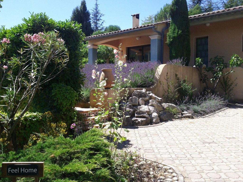 Locations De Vacances Les Flacheres Dieulefit Habitación foto